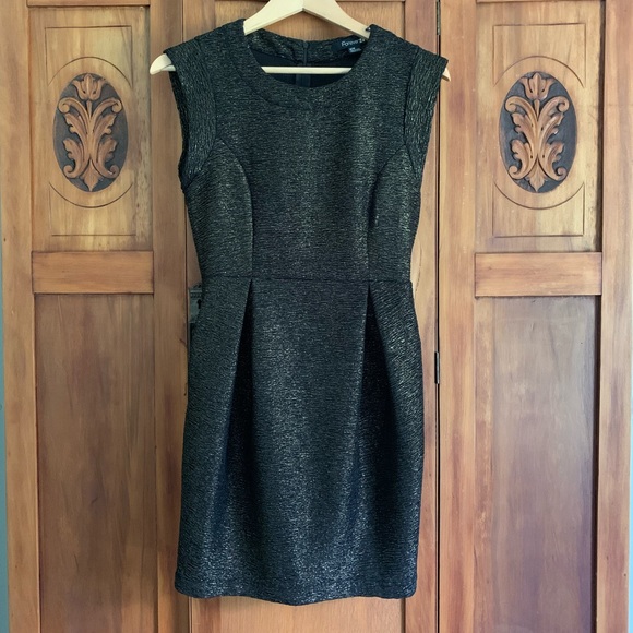 Forever 21 Party/Holiday Dress Size Medium - Picture 1 of 2